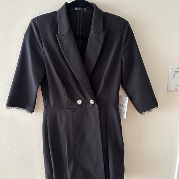 Zara Tuxedo Romper - Picture 2 of 10